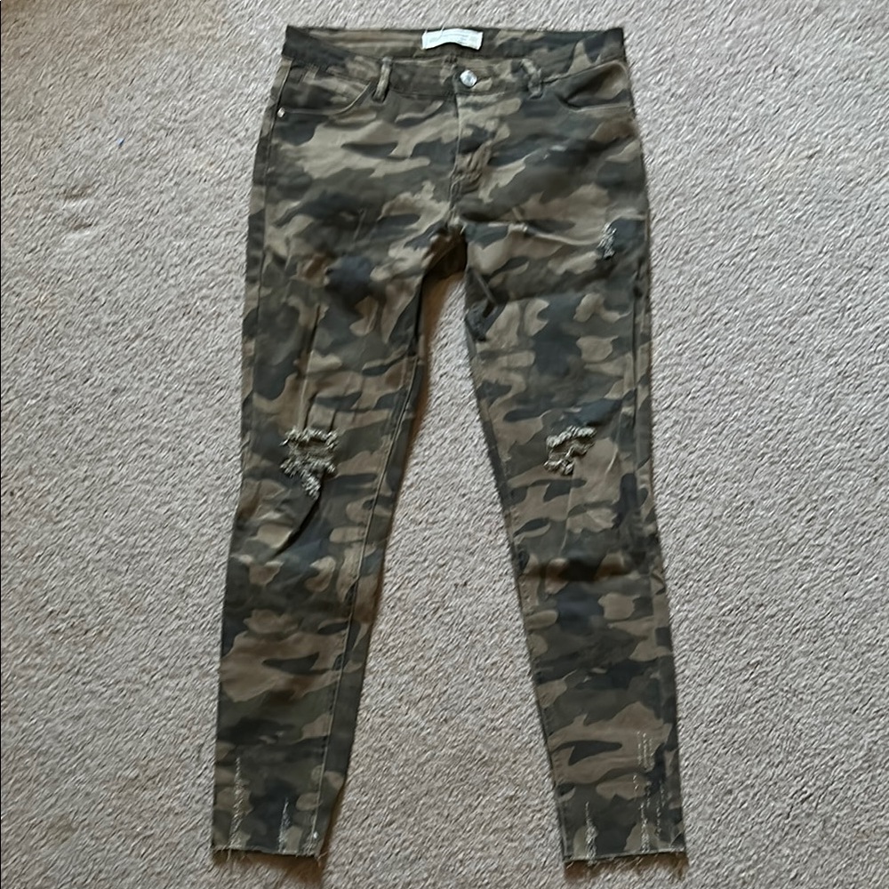I & M Jeans Trendy Camouflage Ripped Jeans
